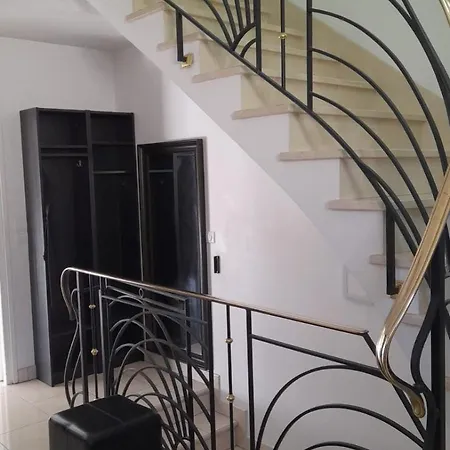 Maison Sur Marne 4 Chambres,proche Disney *